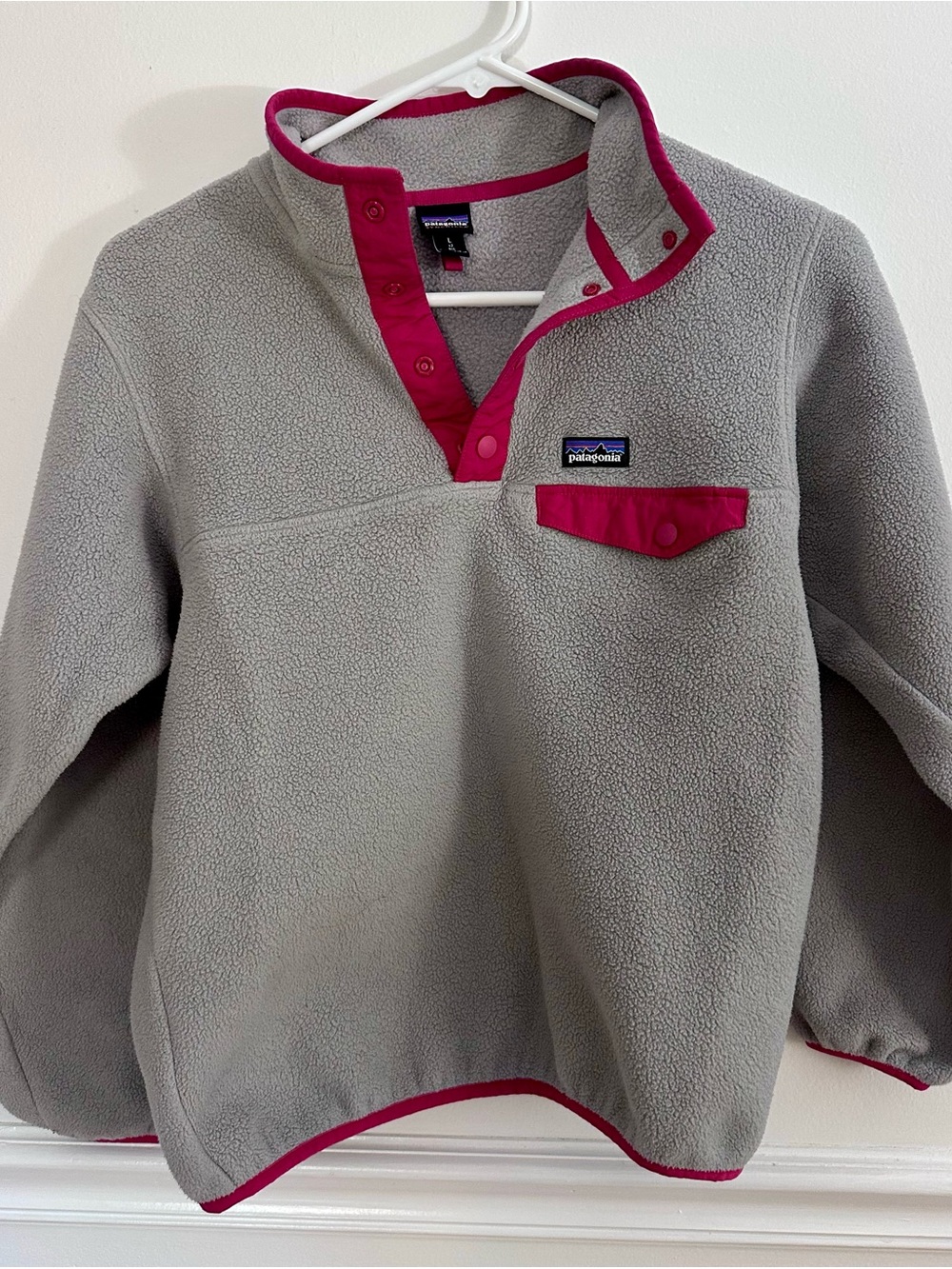 Patagonia Kids L 12 Synchilla Snap-T Fleece Pullover Grey Magenta Pink Trim